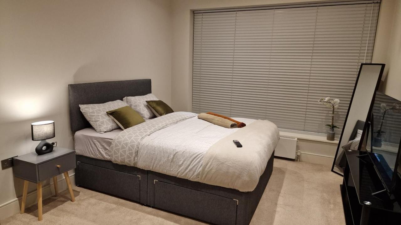London City Apartment Ealing Buitenkant foto