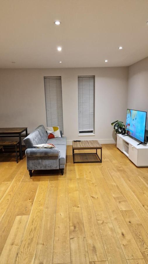 London City Apartment Ealing Buitenkant foto