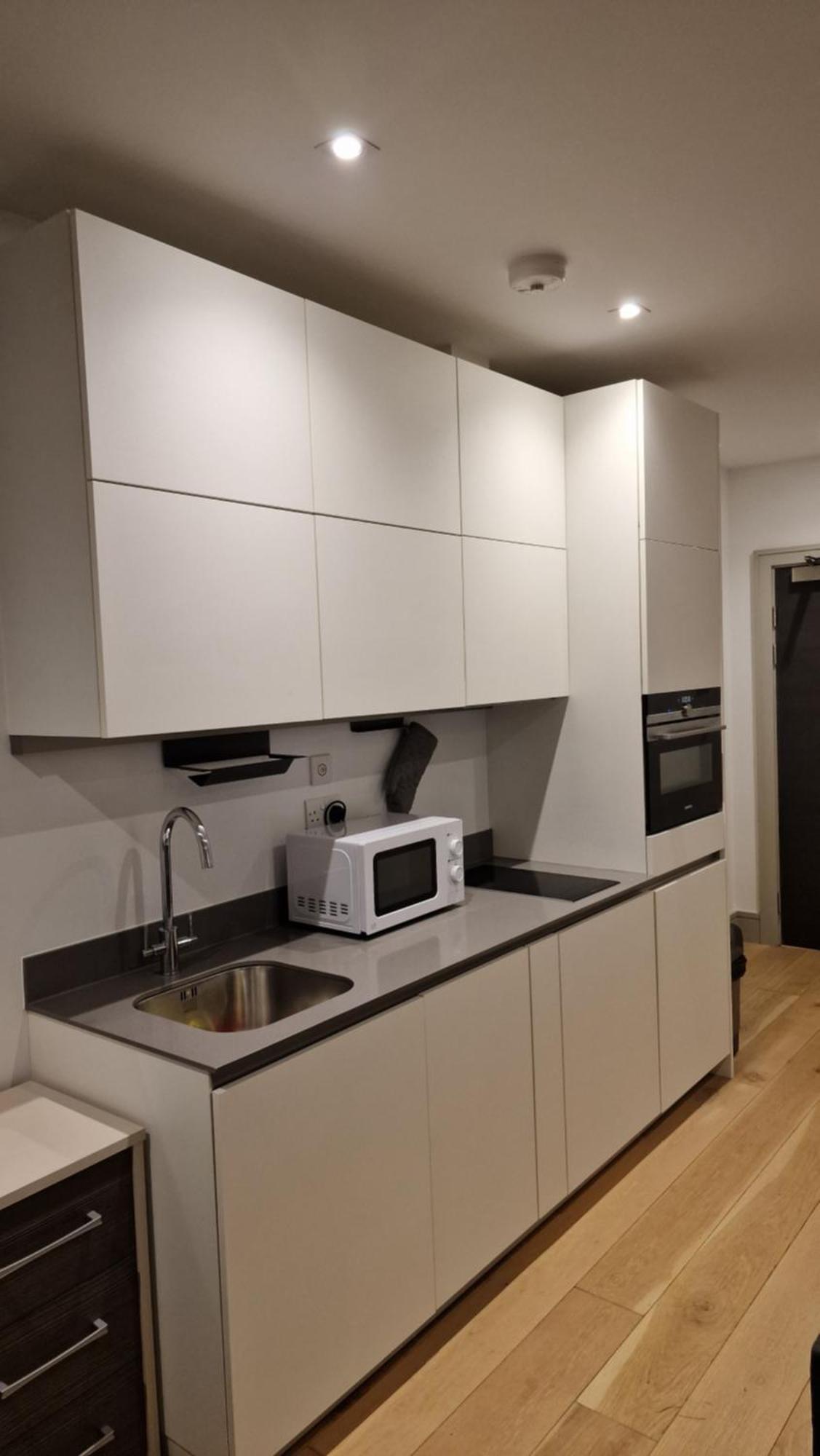 London City Apartment Ealing Buitenkant foto